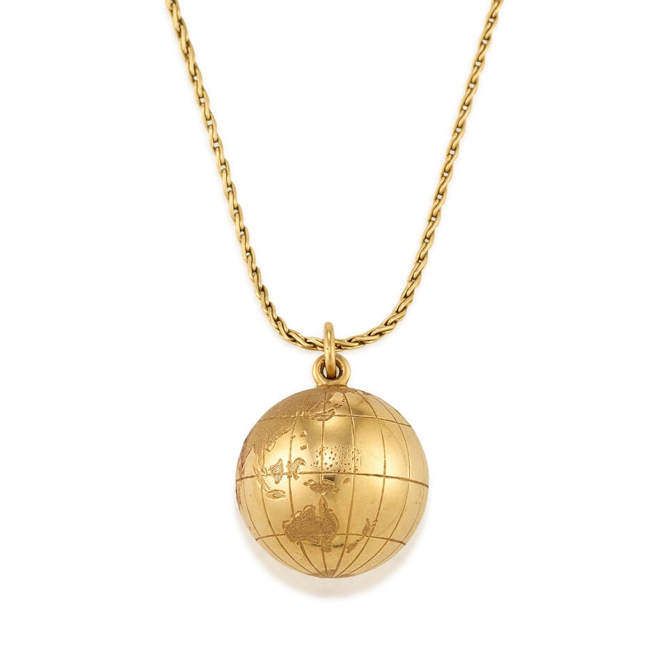 TIFFANY & CO.: 14K PENDANT WITH A 14K GOLD CHAIN - 2