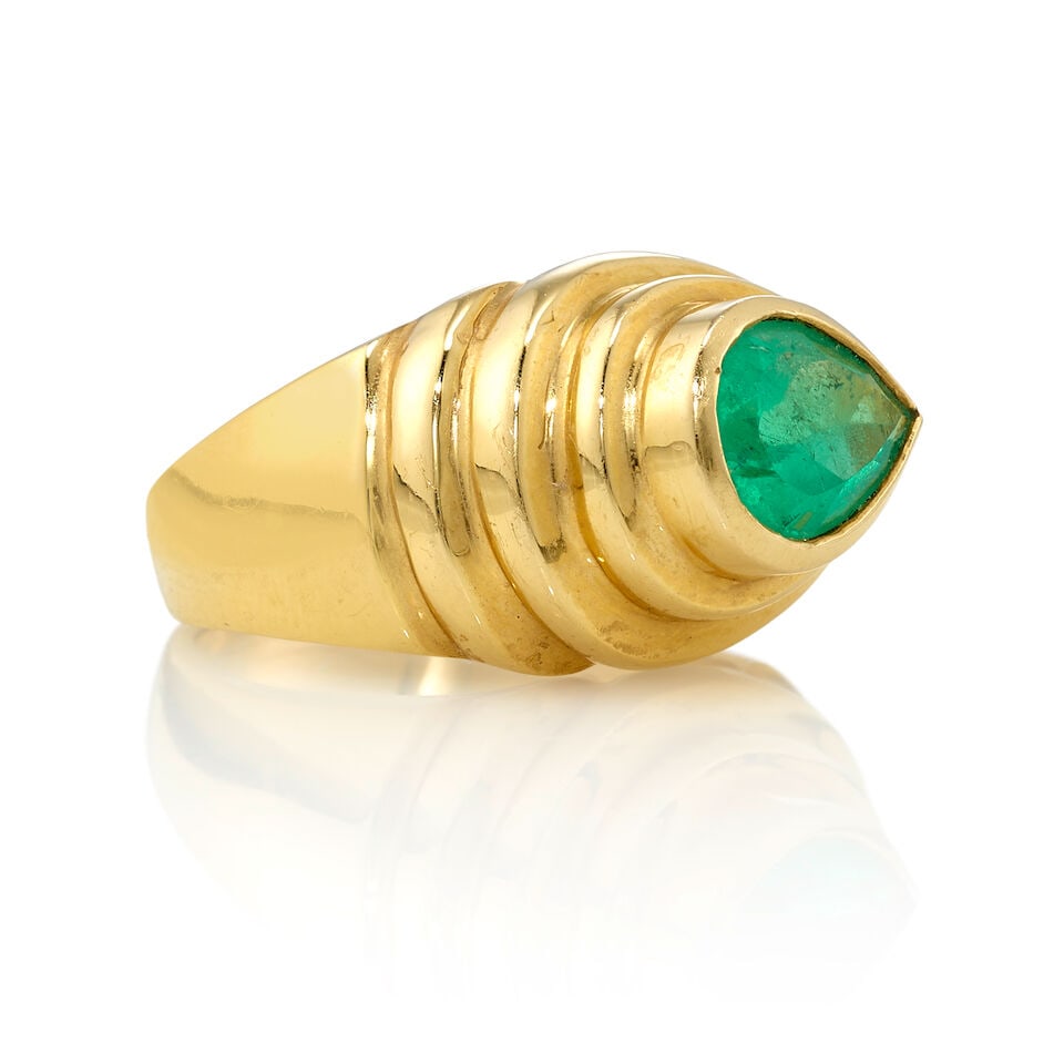 18K GOLD AND EMERALD RING - 2