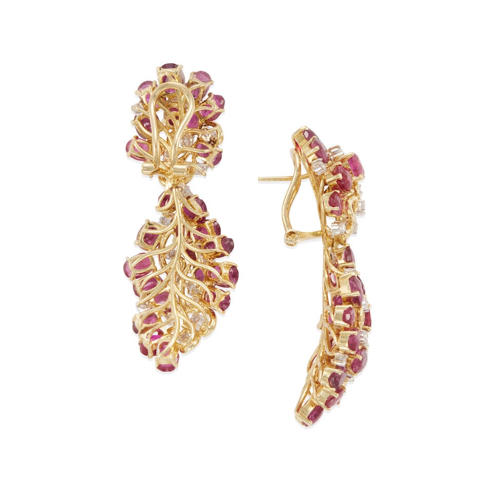 PAIR OF 14K GOLD AND RUBY EARRINGS - 2