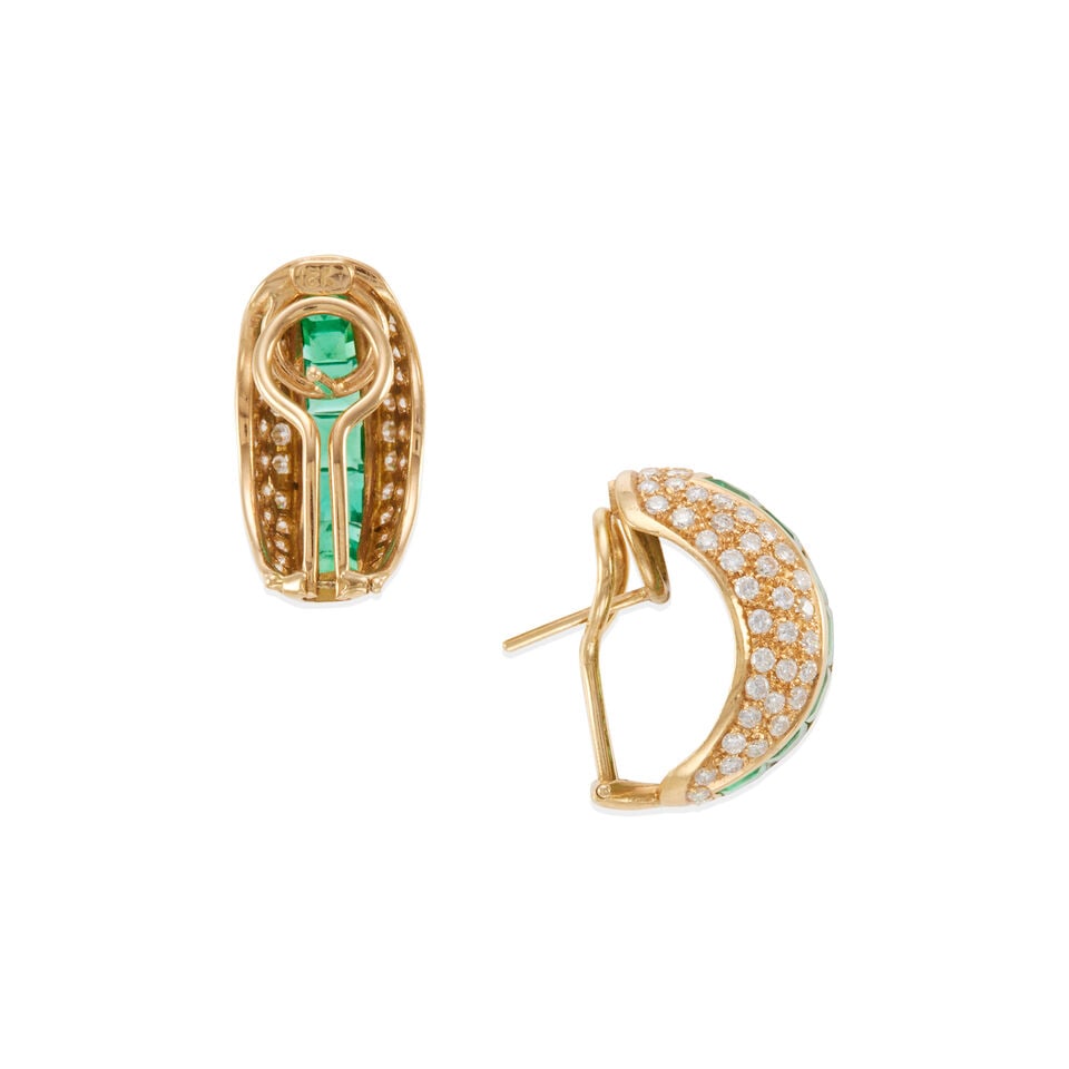 PAIR OF 18K GOLD, EMERALD AND DIAMOND EARRINGS - 2