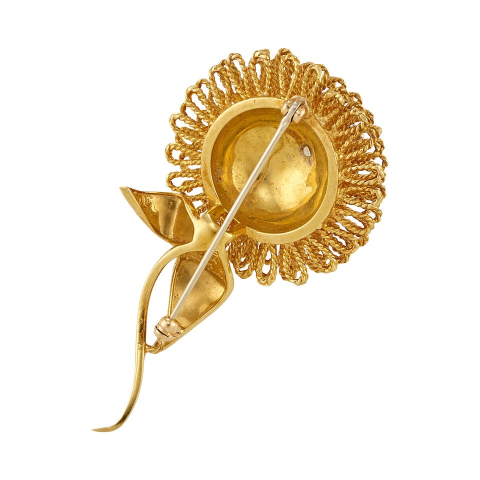 18K GOLD AND DIAMOND BROOCH - 3