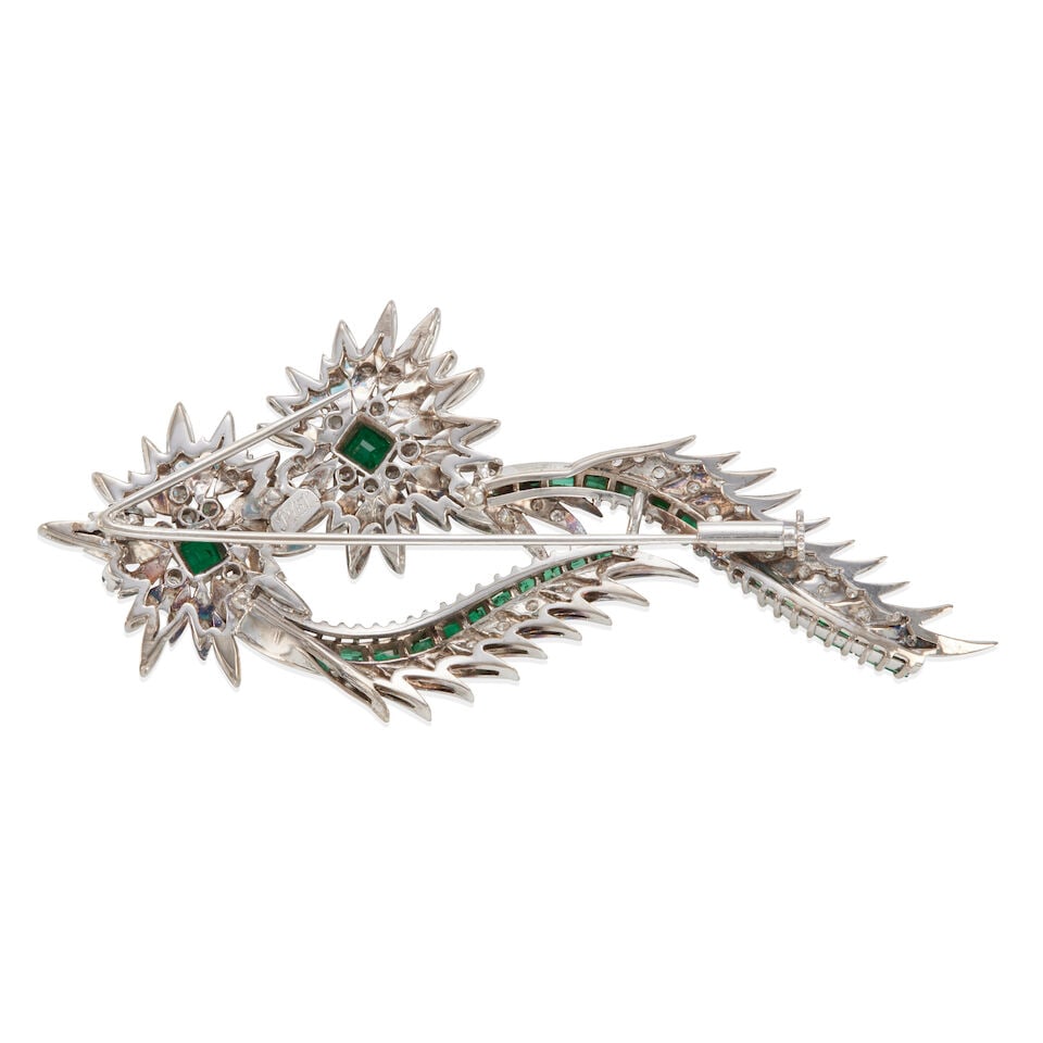 DIAMOND AND EMERALD BROOCH - 2