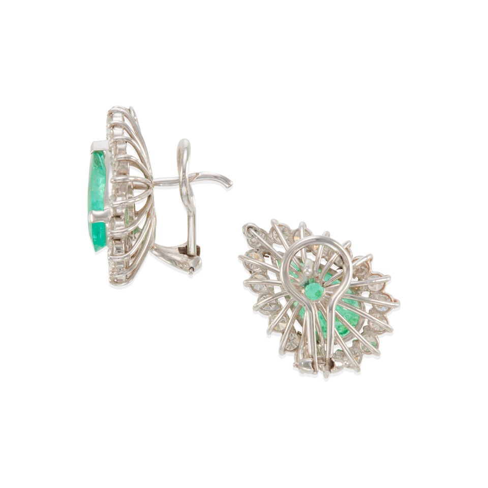 PAIR OF EMERALD AND DIAMOND EARRINGS - 4