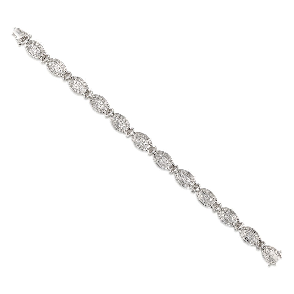 18K GOLD AND DIAMOND BRACELET - 2