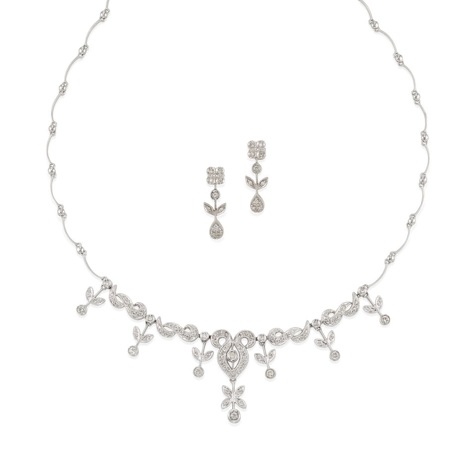 18K GOLD AND DIAMOND NECKLACE AND EARRINGS (1 of 3)