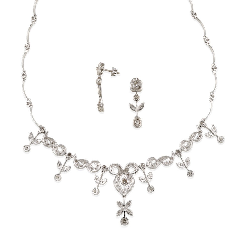 18K GOLD AND DIAMOND NECKLACE AND EARRINGS - 2