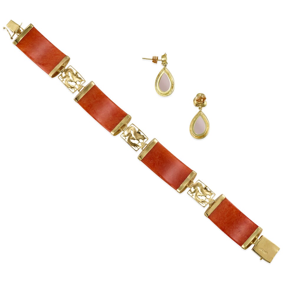 14K GOLD AND JADE BRACELET AND EARRINGS - 2