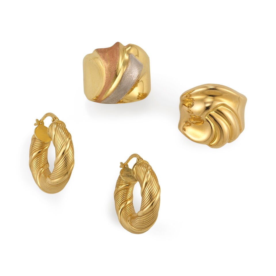 18K GOLD EARRINGS AND RINGS: 18K GOLD EARRINGS AND RINGS • Pair of 18K yellow gold earrings, measures 1 in. x 7/8 in. • One 18K yellow gold ring, size 6 • One tricolored 18K gold ring, size 7 • Estimated