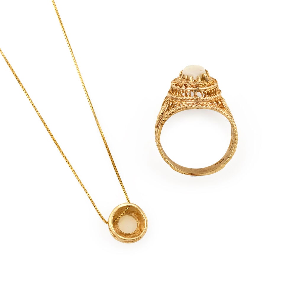 10K GOLD AND OPAL RING AND PENDANT NECKLACE - 2