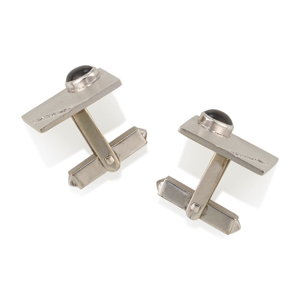 14K GOLD, SAPPHIRE, AND DIAMOND CUFFLINKS - 2