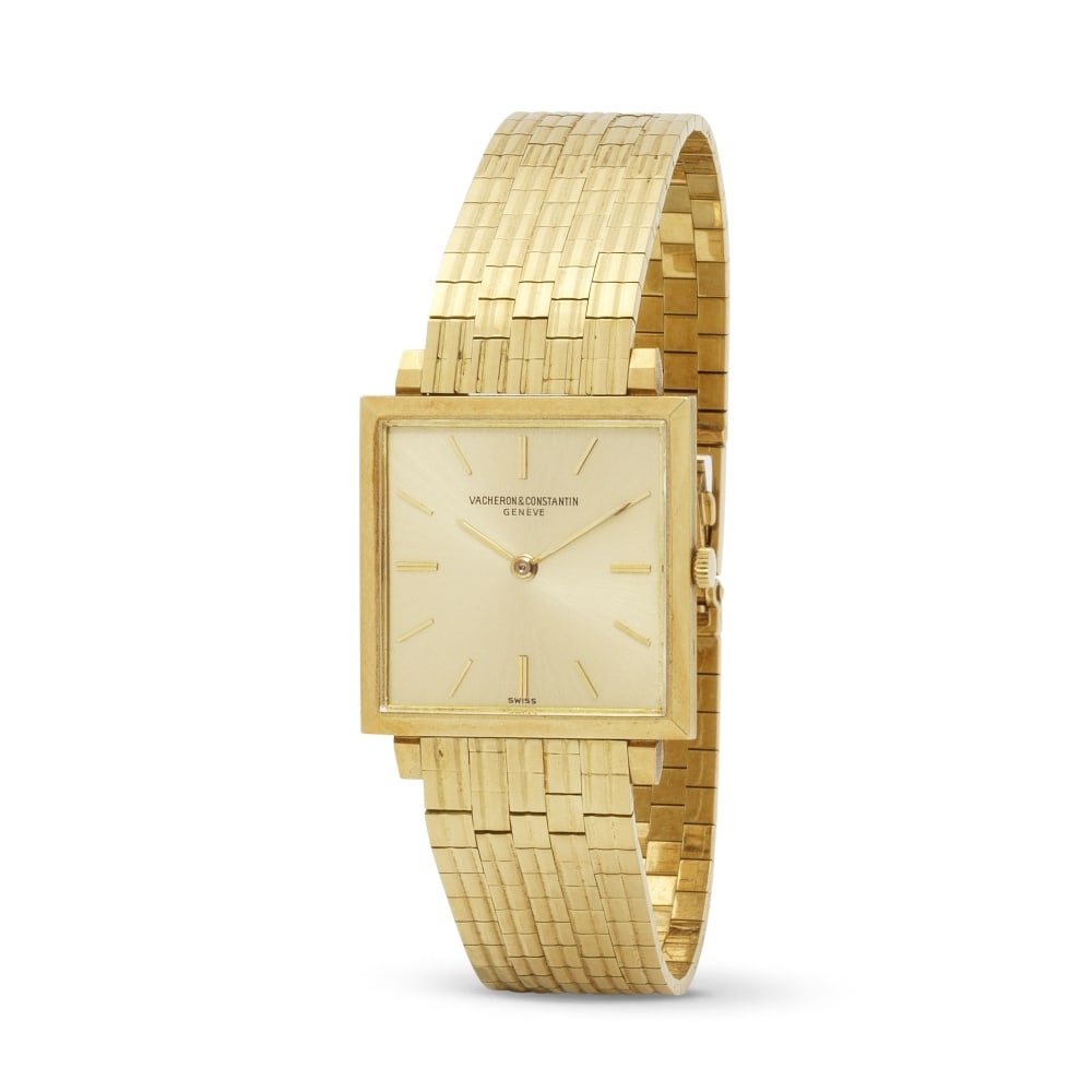 Vacheron & Constantin. An 18K gold manual wind square form bracelet watch Vacheron & Constantin....: Vacheron & Constantin. An 18K gold manual wind square form bracelet watch Vacheron & Constantin. Montre bracelet de forme carrée en or jaune 18K (750) mouvement mécanique Date: Circa 1960 Mo