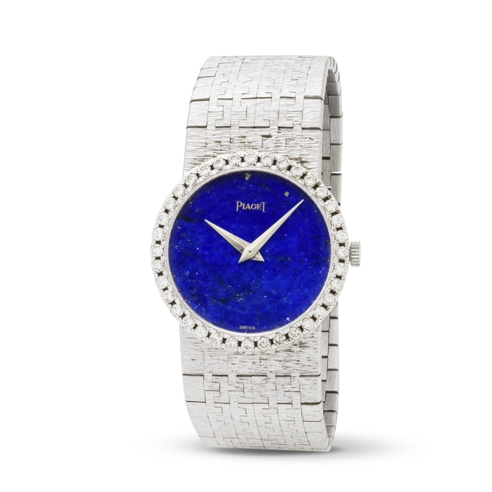 Piaget for Van Cleef & Arpels. A fine lady's 18K white gold manual wind bracelet watch with diam...: Piaget for Van Cleef & Arpels. A fine lady's 18K white gold manual wind bracelet watch with diamond set bezel Piaget pour Van Cleef & Arpels. Belle montre bracelet de dame en or blanc 18K (750) sertie
