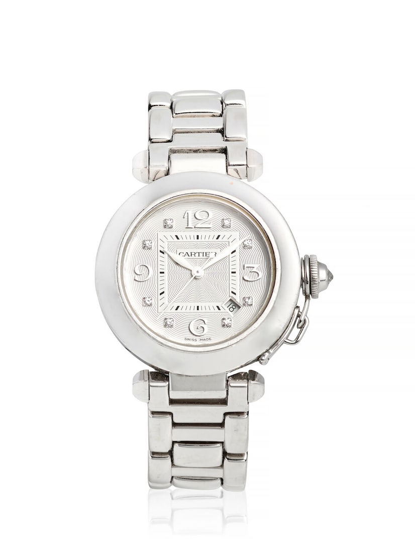 CARTIER. AN 18K WHITE GOLD AUTOMATIC CALENDAR BRACELET WATCH Pasha, Ref: 2398, c. 2000s (1 of 2)