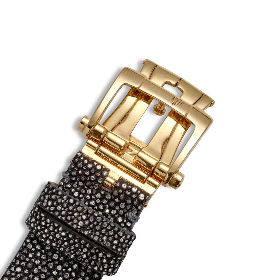 ULYSSE NARDIN. AN 18K ROSE GOLD AND DIAMOND SET AUTOMATIC CALENDAR WRISTWATCH Caprice, Ref: 136-... - 3