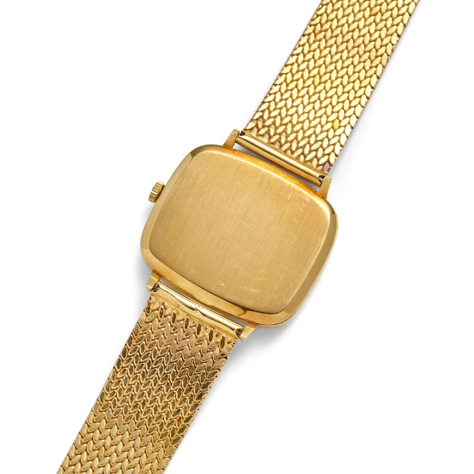 IWC. AN 18K GOLD MANUAL WIND BRACELET WATCHRef: 2771, c. 1970s - 3