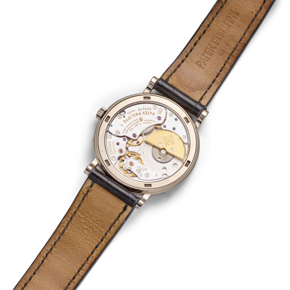 PATEK PHILIPPE. AN 18K WHITE GOLD MANUAL WIND WRISTWATCH Calatrava, Ref: 5120G-001, Purchased 27... - 3