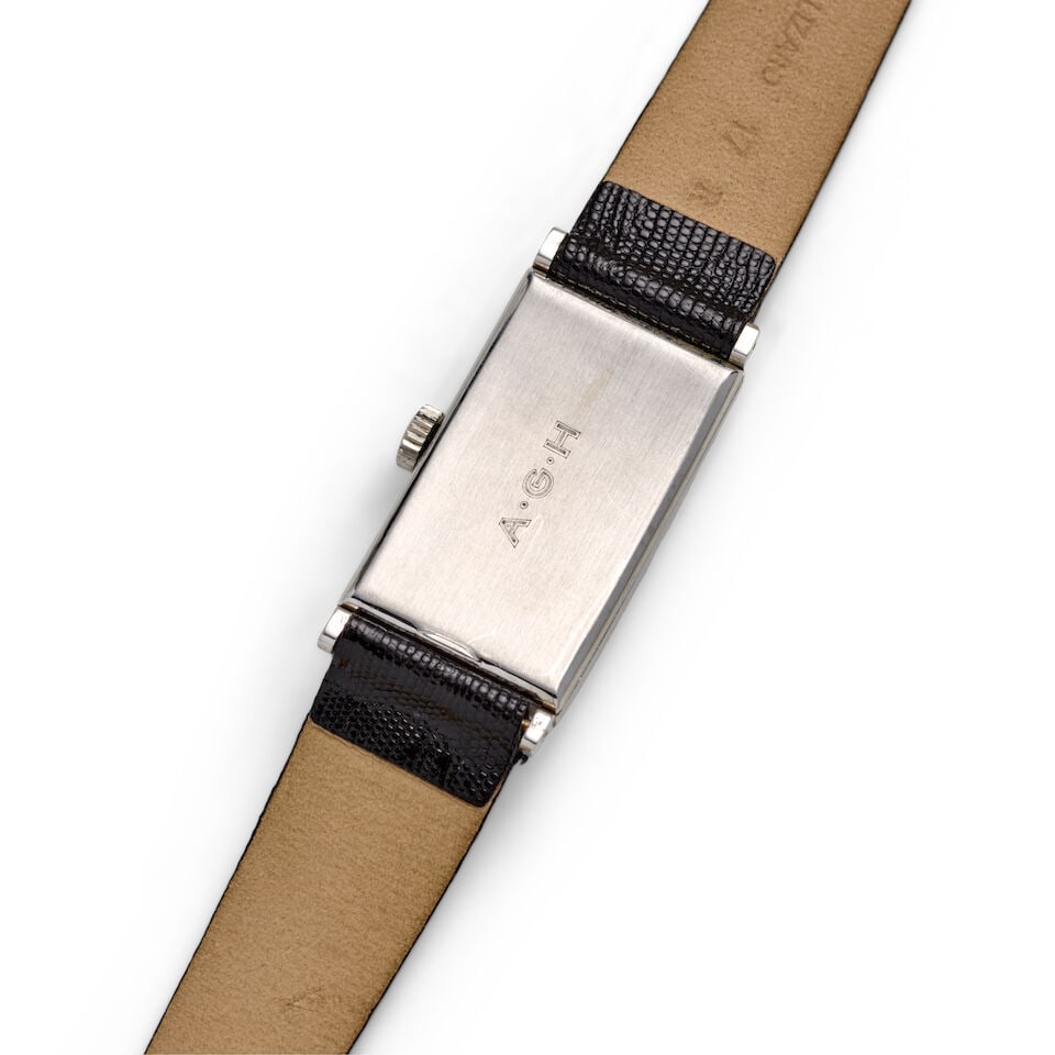 PATEK PHILIPPE. A FINE PLATINUM MANUAL WIND WRISTWATCH 'Tegolino', Ref: 425, c. 1940 - 3