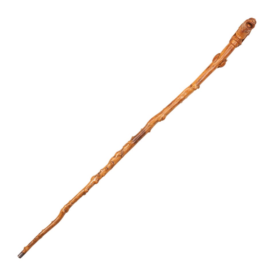 Carved and Inlaid Boxwood Walking Stick Depicting a Knight France, 18th century - 4