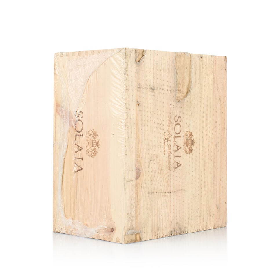 Marchesi Antinori, Toscana, Solaia, 2016 (6 x 750ml): Marchesi Antinori, Toscana, Solaia, 2016 (6 x 750ml) Region: Tuscany Packaging: original wooden case Miscellaneous: plastic wrapped, not open For further information on this lot please visit