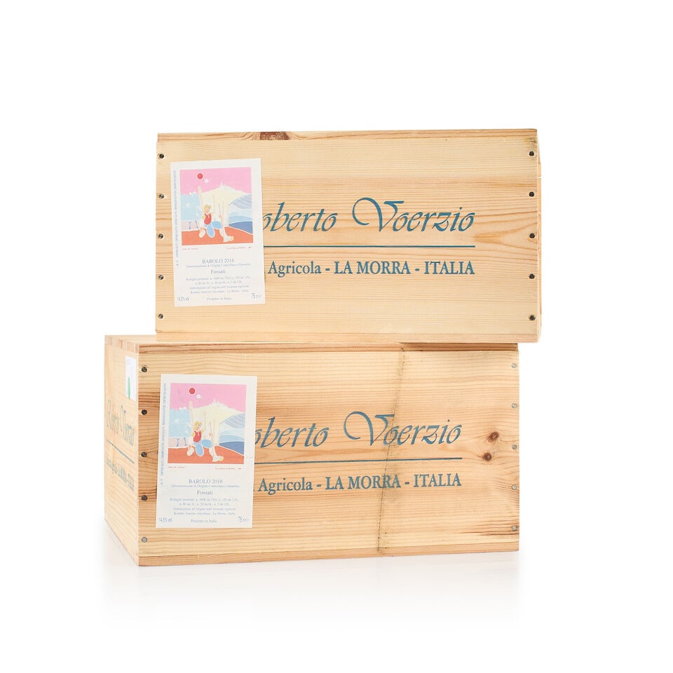 Roberto Voerzio, Barolo, Fossati, 2016 (12 x 750ml): Roberto Voerzio, Barolo, Fossati, 2016 (12 x 750ml) Region: Piedmont Packaging: 2x original wooden case Miscellaneous: not open Alcohol Content: 14.5% This lot is subject to the following lot