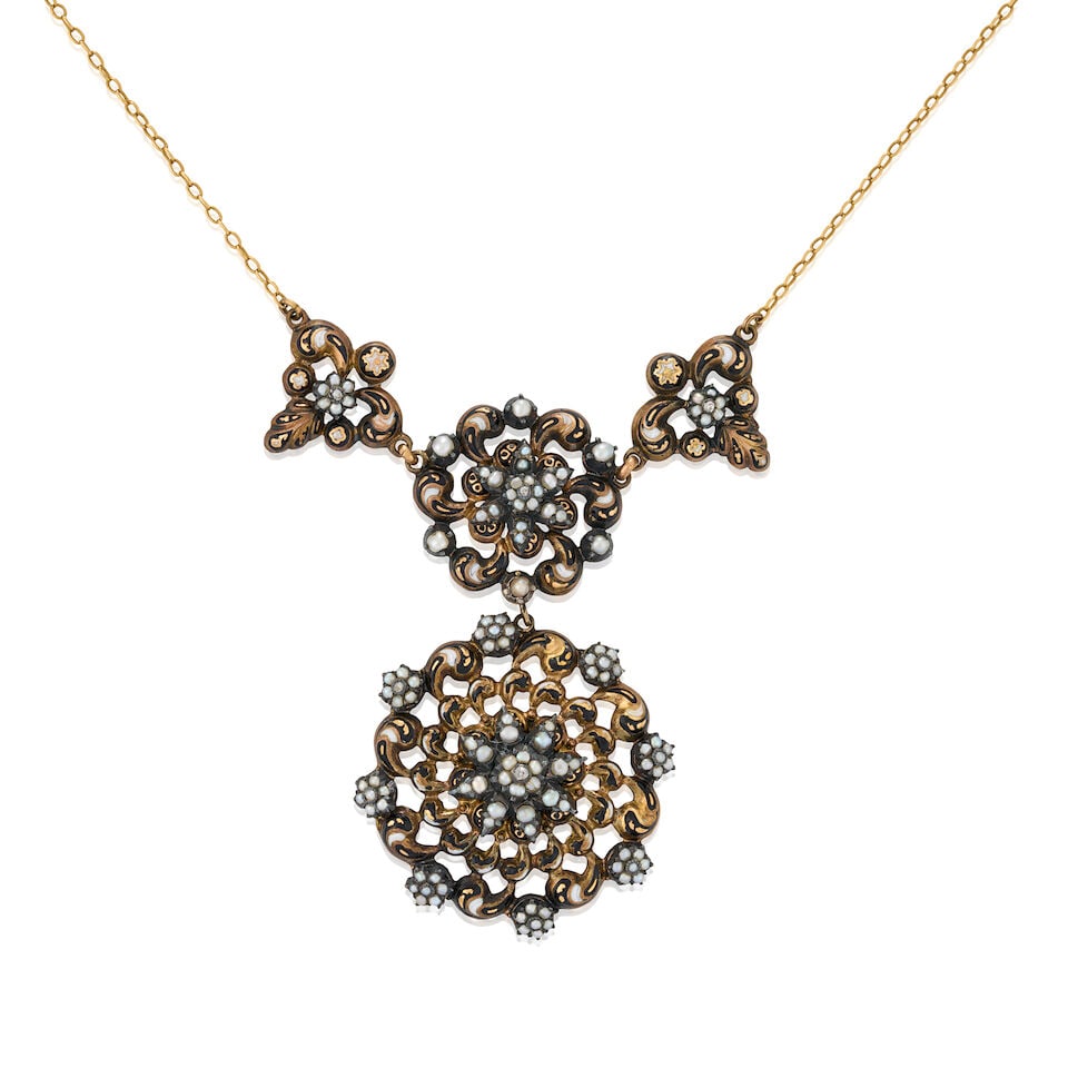 AN ANTIQUE SPLIT PEARL AND ENAMEL NECKLACE (1 of 3)