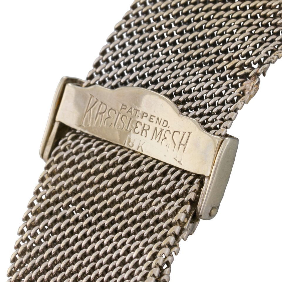 AN ART DECO DIAMOND WRISTWATCH - 2