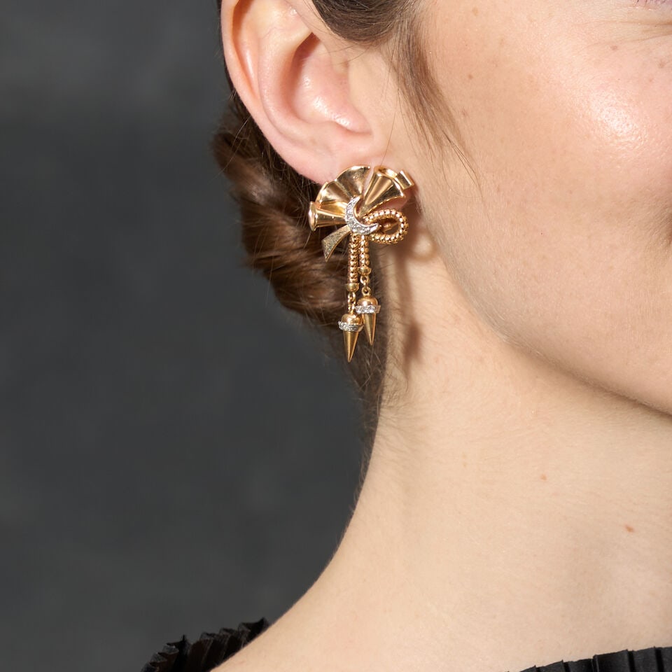 A PAIR OF RETRO GOLD AND DIAMOND EARCLIPS - 2
