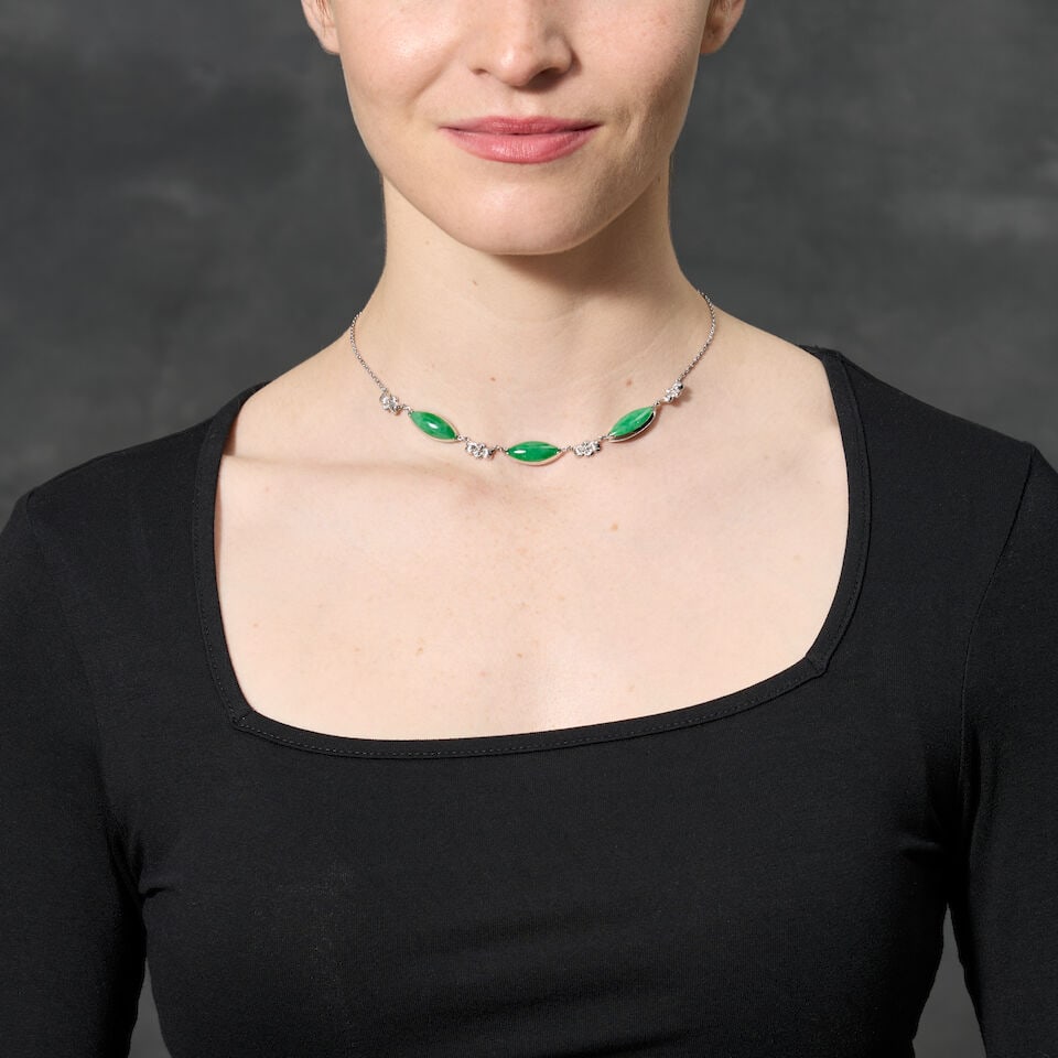 A 14K WHITE GOLD AND JADEITE NECKLACE - 2