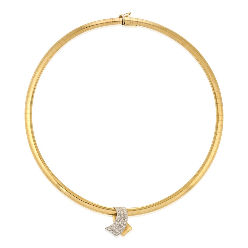 A 14K GOLD COLLAR NECKLACE, ITALY: A 14K GOLD COLLAR NECKLACE, ITALY Suspending a bi-color gold pendant set with full-cut diamonds, weight 26.6 dwt, necklace length 16 1/4, pendant length 7/8 in. For further information on this lot