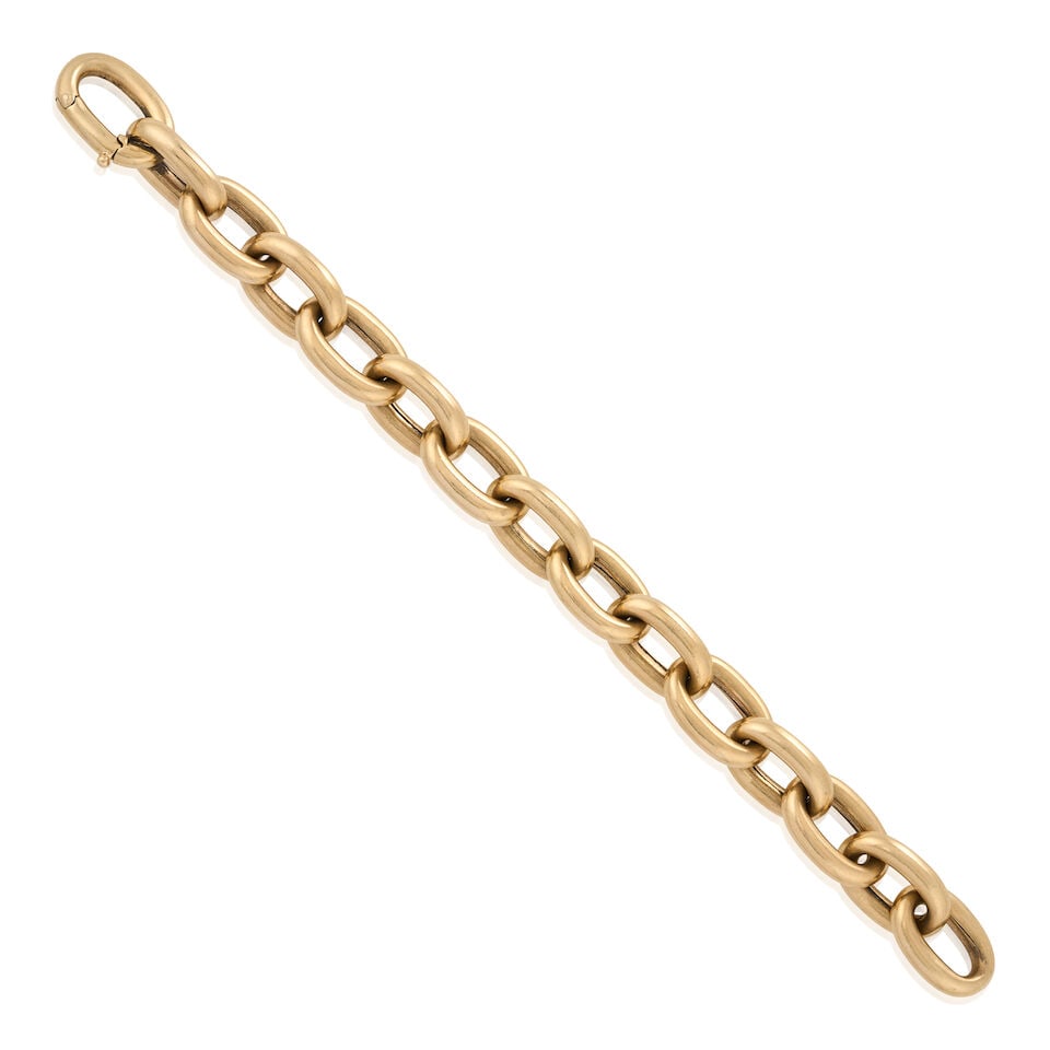 A 14K GOLD BRACELET: A 14K GOLD BRACELET Weight 35.3 dwt, length 7 7/8 in. For further information on this lot please visit Bonhams.com For further information about this lot please visit the lot listing