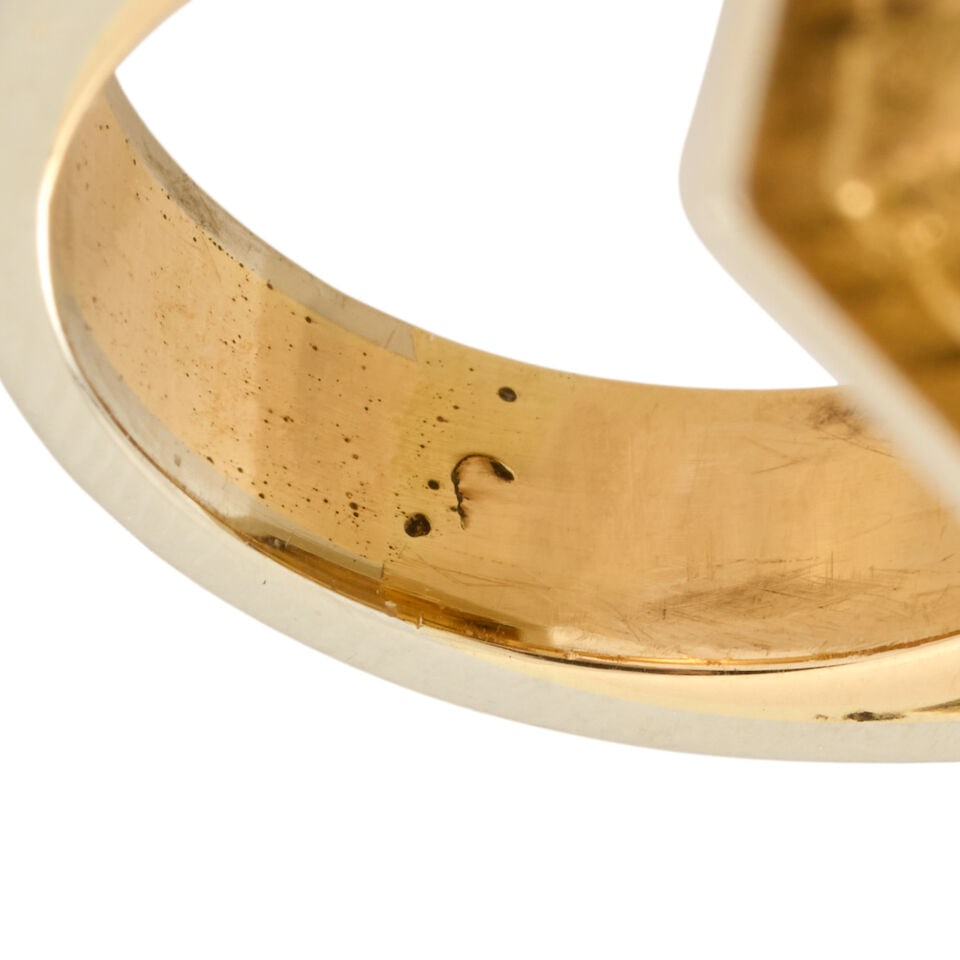 ARNALDO POMODORO: A GOLD SCULPTURAL RING - 3