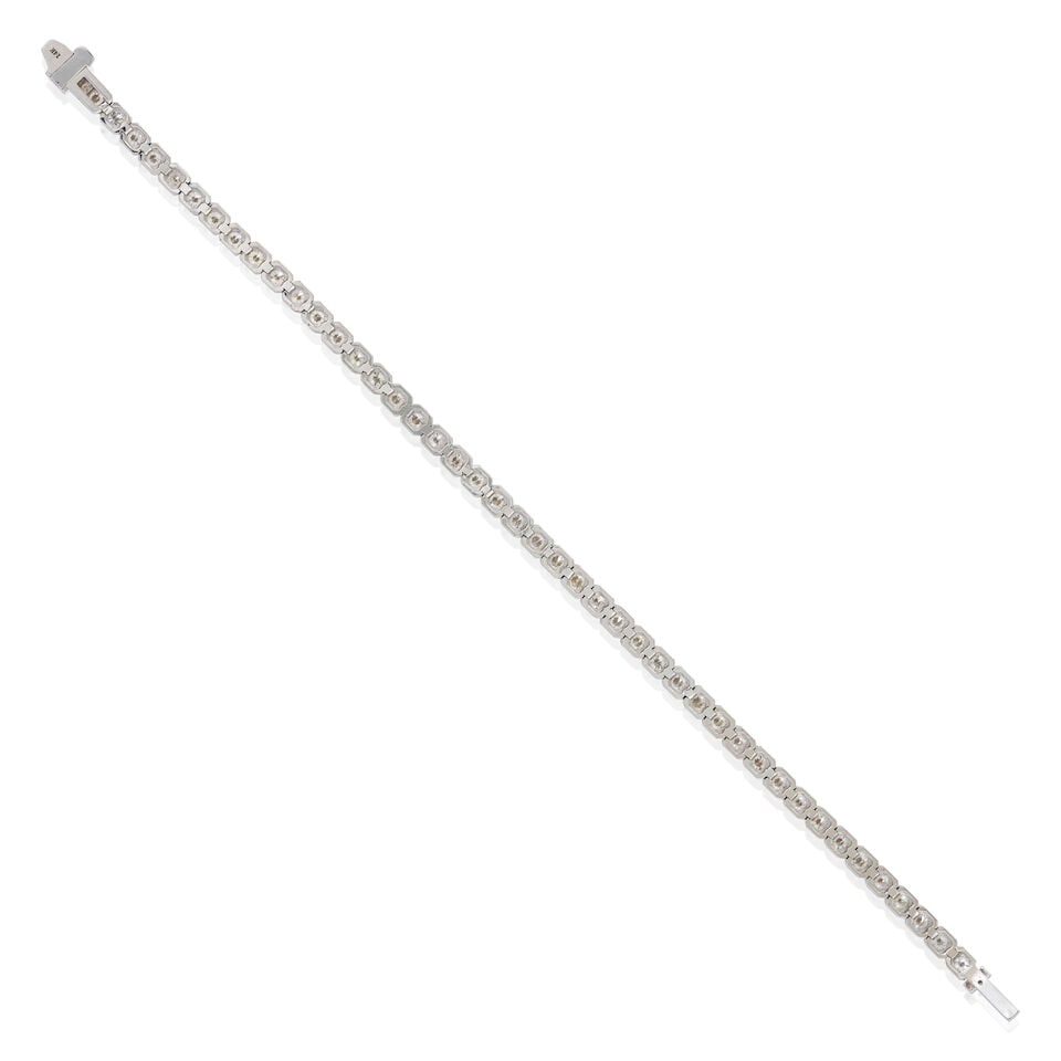 A 14K WHITE GOLD AND DIAMOND BRACELET - 2