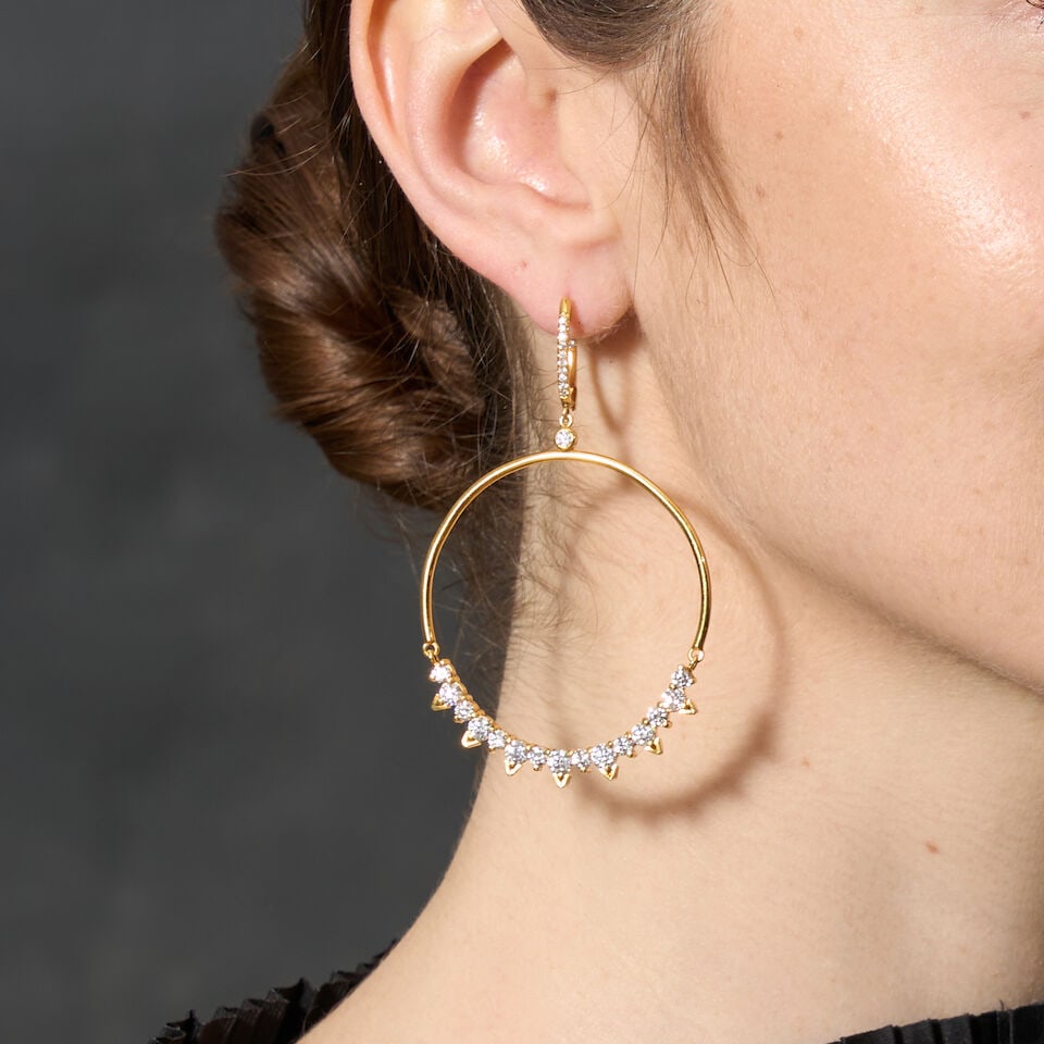A PAIR OF 14K GOLD AND DIAMOND HOOP EARRINGS - 2