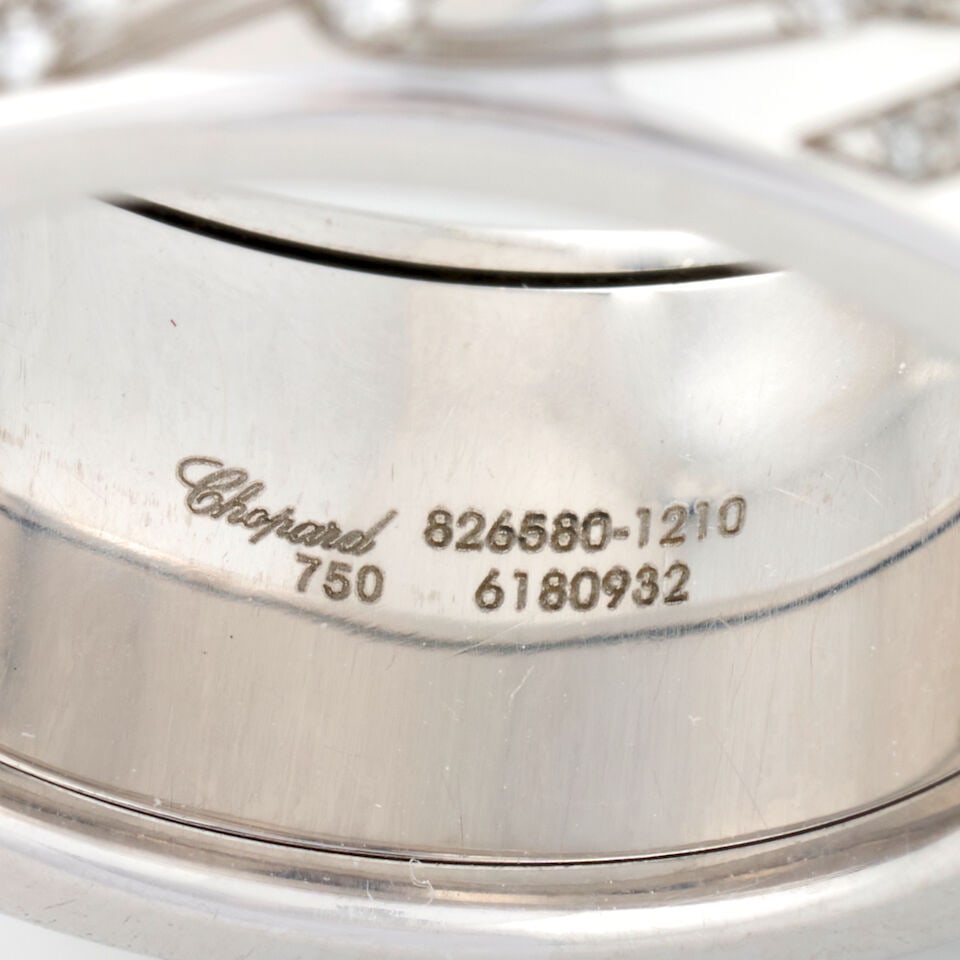 CHOPARD: AN 18K WHITE GOLD AND DIAMOND 'CHOPARDISSIMO' RING - 2