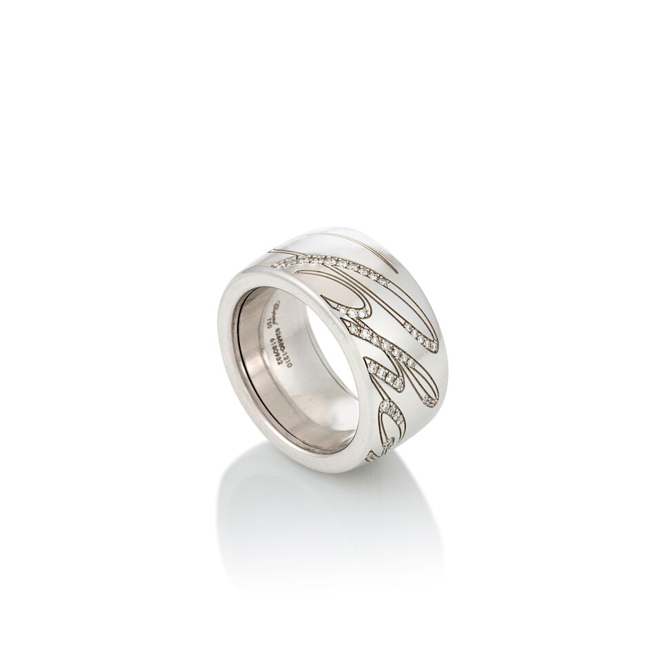 CHOPARD: AN 18K WHITE GOLD AND DIAMOND 'CHOPARDISSIMO' RING - 3