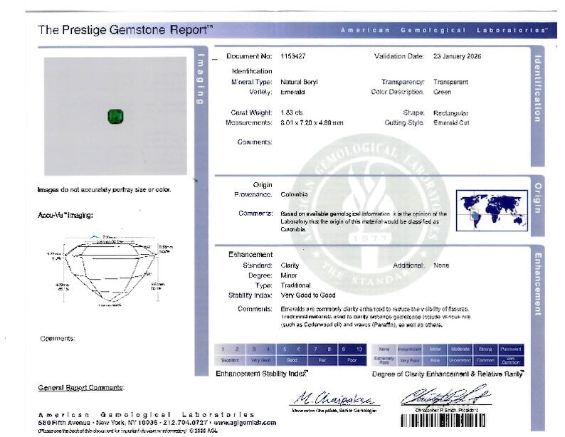 A PLATINUM, EMERALD, AND DIAMOND RING - 4