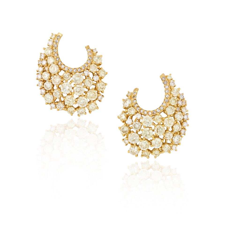 A PAIR OF 14K GOLD AND DIAMOND EARRINGS (1 of 3)
