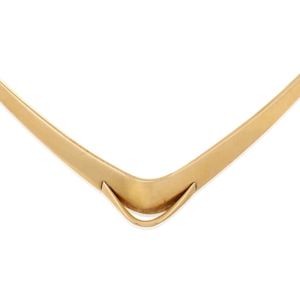 RONALD HAYES PEARSON: A 14K GOLD TORQUE NECKLACE - 5