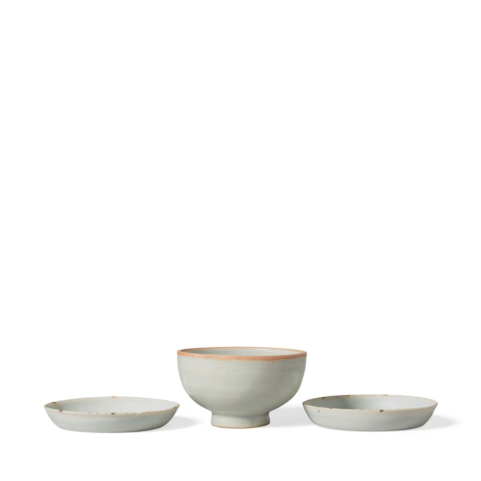 A PAIR OF QINGBAI-GLAZED DISHES AND A QINGBAI-GLAZED BOWL Song Dynasty (3) - 2