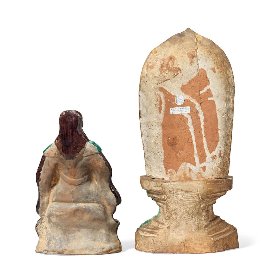 A FAHUA-GLAZED FIGURE OF ZHENWU AND A SANCAI GLAZED MODEL OF BUDDHA Ming Dynasty, 16th century (4) - 2