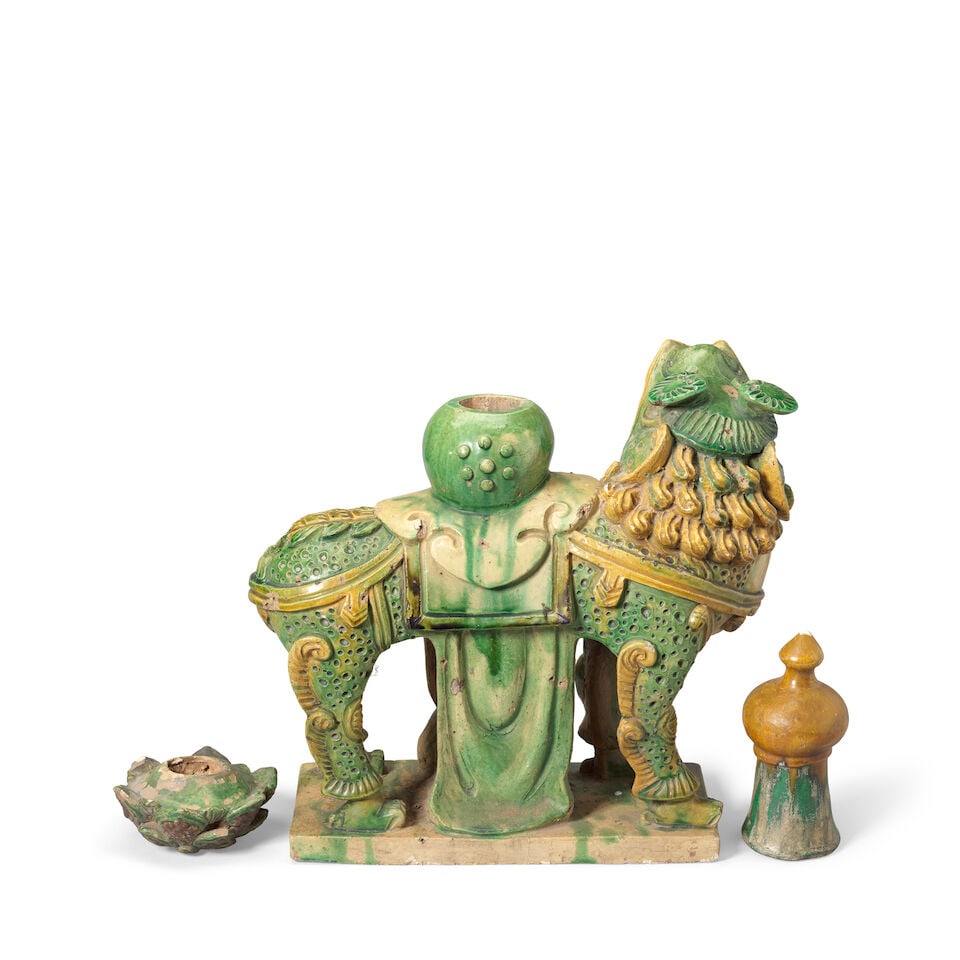 A LARGE GLAZED POTTERY CAPARISONED LION AND TWO ARCHITECTURAL ELEMENTS Ming Dynasty (3) - 2