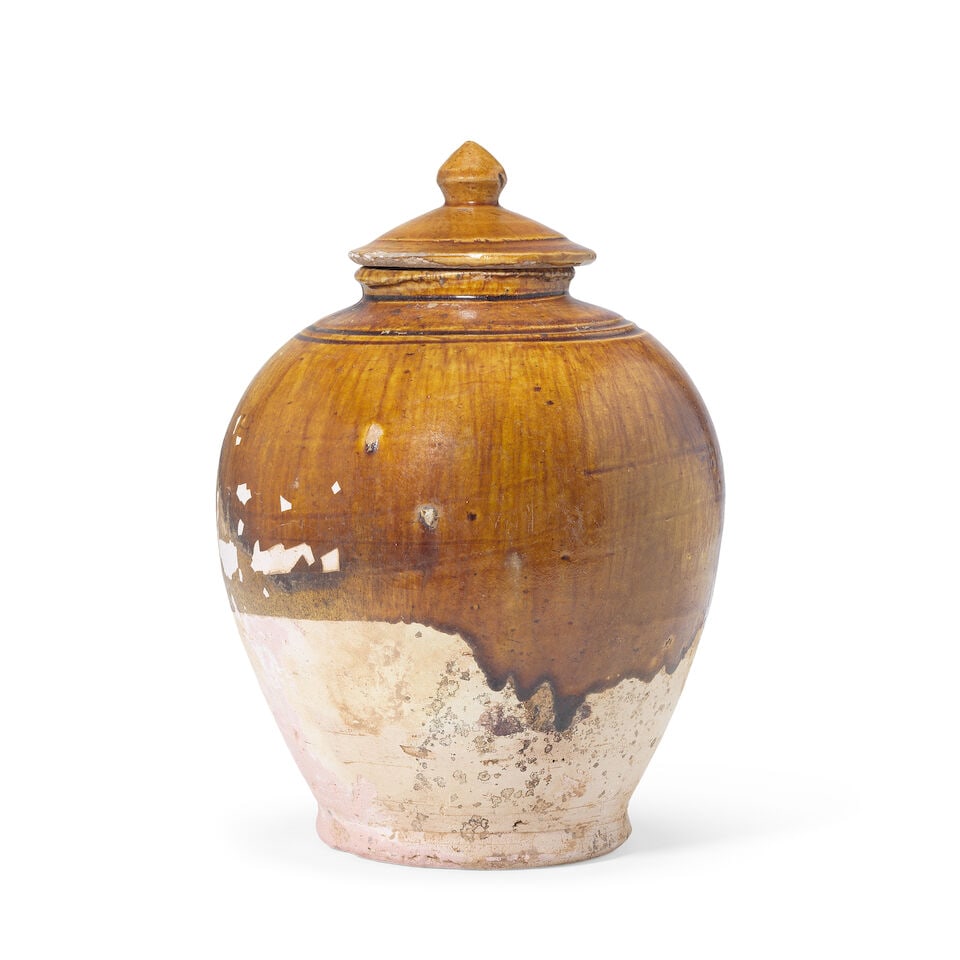 AN AMBER-GLAZED POTTERY JAR AND COVER Tang Dynasty (2) - 2