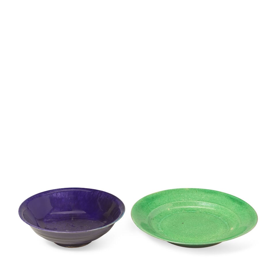 AN AUBERGINE-GLAZED 'LOTUS' BOWL AND A BISCUIT GREEN-GLAZED DISH Kangxi (2) - 2