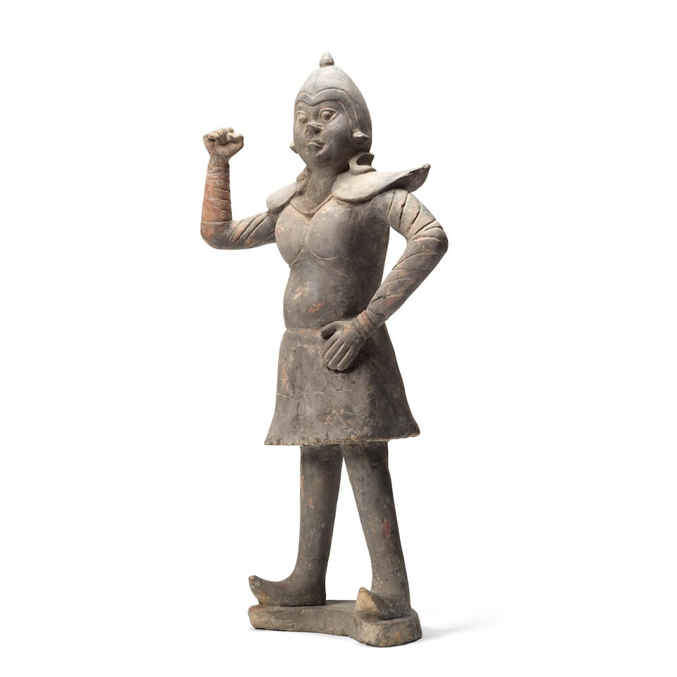 A LARGE GREY POTTERY FIGURE OF A SOLDIER Six Dynasties - 2