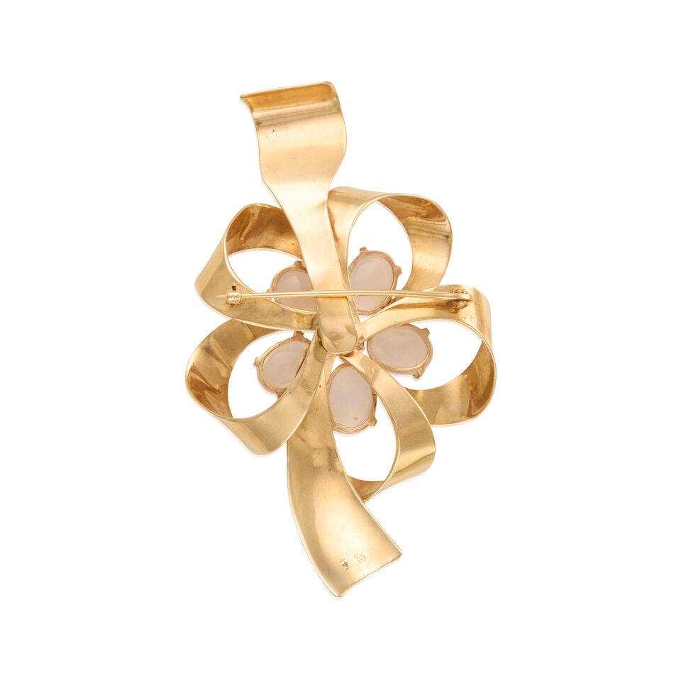 13K YELLOW GOLD, MOONSTONE, AND RUBY BROOCH - 2