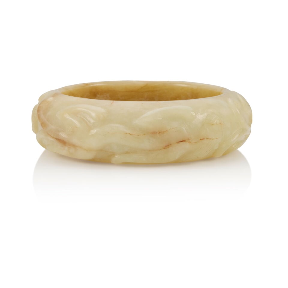 JADE BANGLE, CIRCA 1800 - 2