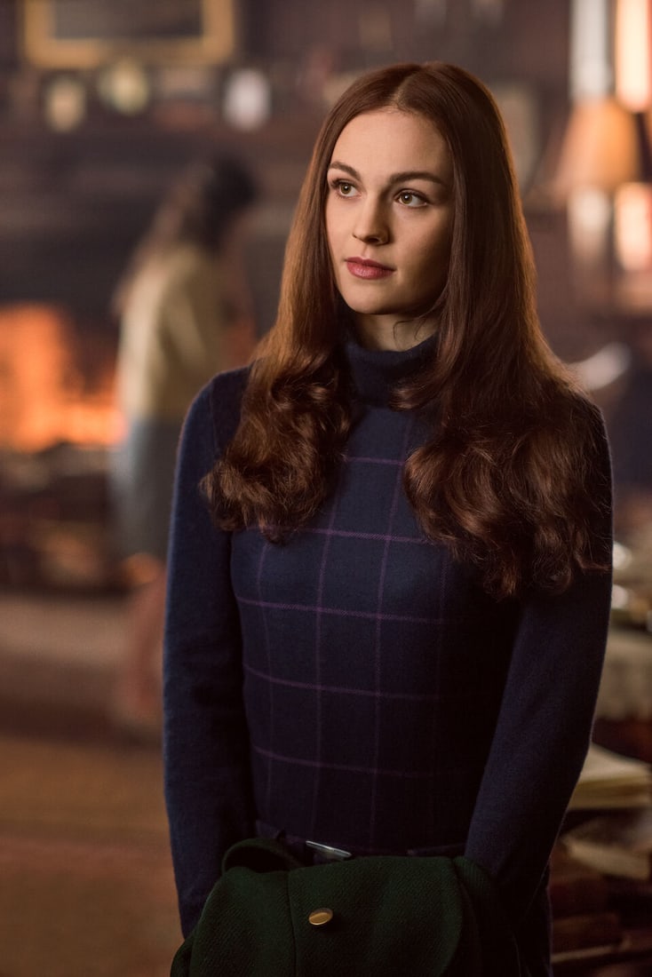 Brianna's 1960s navy checked mini-dress Season 2, Episode 13, 'Dragonfly in Amber' 4 - 2