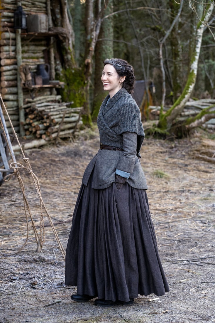 Claire's daywear with shawl, Season 6, Episode 3, 'Temperance' 7 - 2
