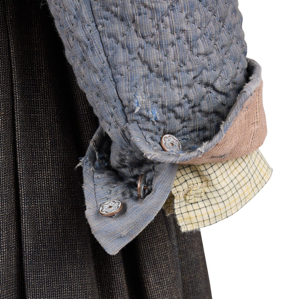 Claire's quilted costume Season 8, Episode 1, 'Soul of a Rebel' 4 - 2