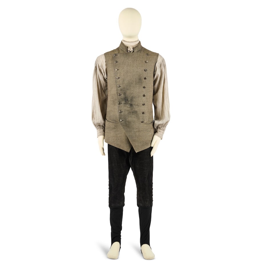 Roger's formal daywear, worn at the meeting house Season 8 5 - 3